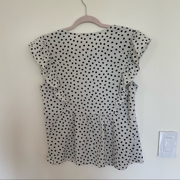 Pleione Ruffle Sleeveless Blouse – White with Black Dots – Size Medium - Picture 3 of 4